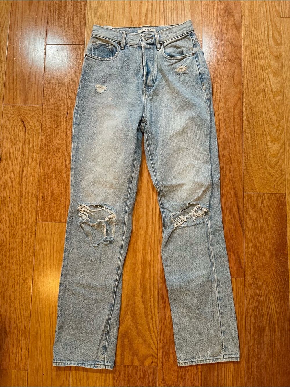 PacSun Light Blue Distressed High-Waist Jeans